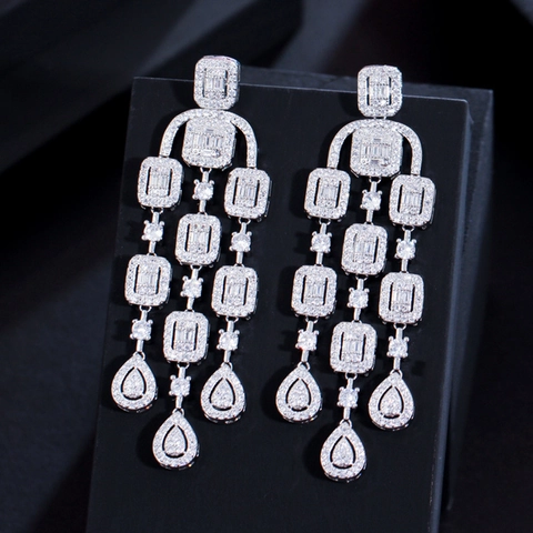 Lussuosi Orecchini a Pendente in Rame con Zirconia e Nappine per Donna Con Perno in Argento Sterling 925 Gioielli Eleganti per Feste