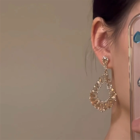 Pendientes De Gota De Agua Huecos Oro Champaña Aleación Joyería Con Poste De Plata Para Mujer Elegantes