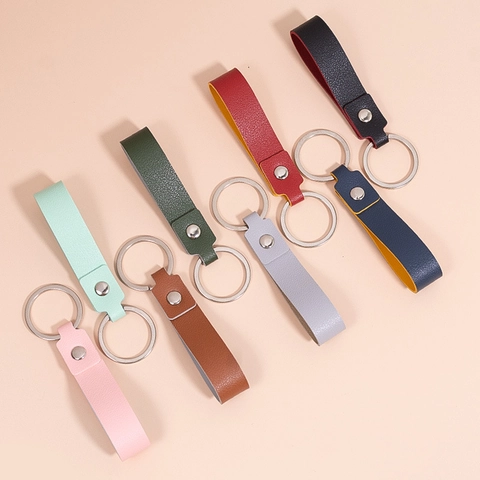 Porte-clés en Cuir PU Minimaliste Moderne Texture Litchi Anneau Métallique Sangle pour Clés de Voiture Maison Cadeau Affaires