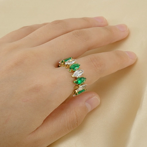 Anillo De Zirconia De Acero Inoxidable 18k Para Mujeres Anillo De Moda De Diseño De Nicho Anillo Abierto De Acero De Titanio