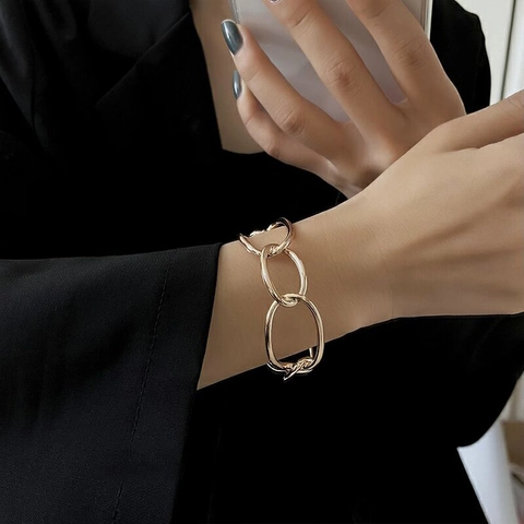 Bracciale Rigido Aperto In Lega Con Maglie A Catena Vuote Design Geometrico Minimalista Gioielli Da Mano Moderni Per Donne