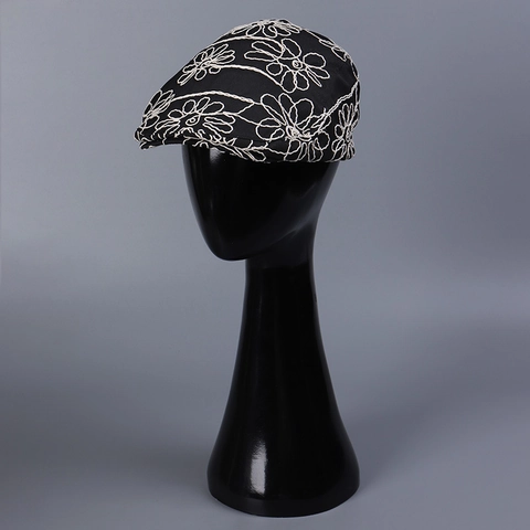 Casquette Plate Brodée De Fleurs Vintage Femmes Polyester Réglable Rétro Protection Solaire