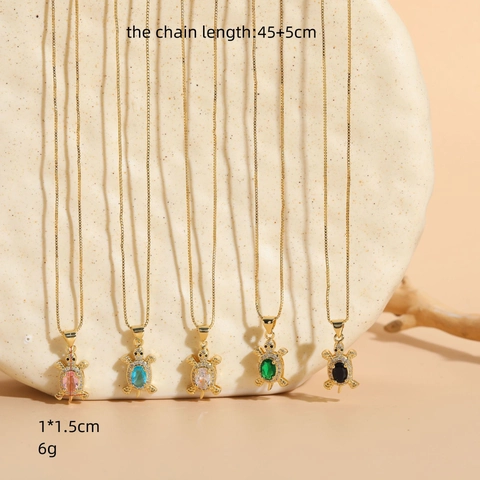 Collar Con Colgante de Tortuga Marina de Cobre Chapado en Oro de 14K Con Circonia de Colores Joyería de Tema de Océano Minimalista Simple para Mujeres