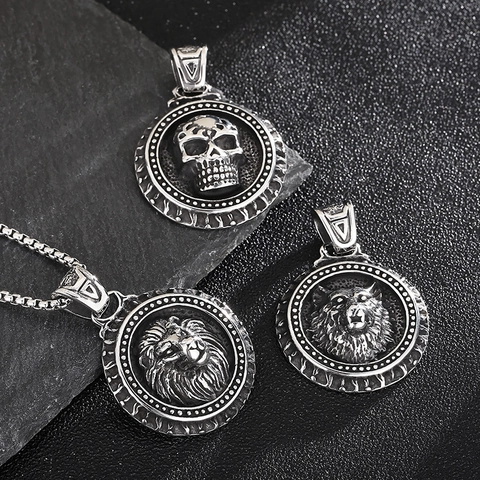 Pendentif Médaille Ronde En Acier Inoxydable Vintage Punk Lion Loup Tête De Mort En Relief Bijoux Hip Hop Rétro Pour Hommes