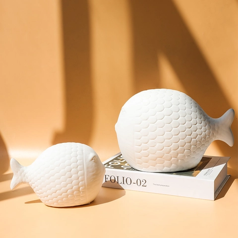 Nordic Minimalist Ceramic Fish Ornaments Embossed Scale Figurine Modern Home Decor Sculpture Office Living Room Cabinet