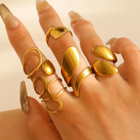 Geometric Rings For Women 18K Gold Plated Stainless Steel Minimalist White Enamel Modern Stackable Jewelry Gift