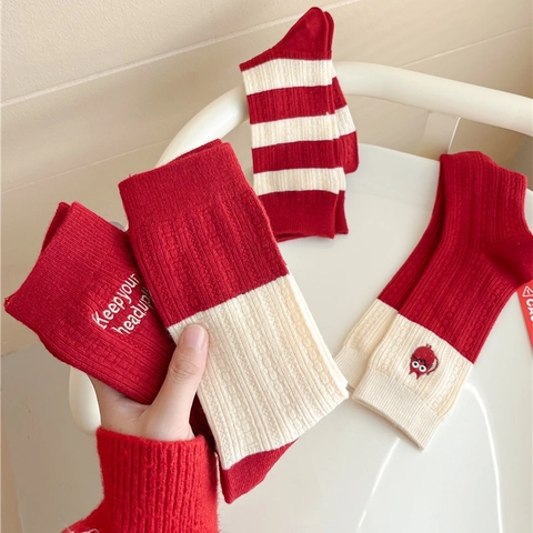 Damen Crew Socken Strick Baumwollmischung Rot Weiß Streifen Katzenstickerei Festlich Winter Warm Wadenhoch