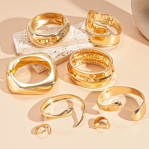 Irregulärer Geometrischer Offener Armreif Goldfarben Polierte Legierung Metall Klobiges Armband Für Damen Modeschmuck