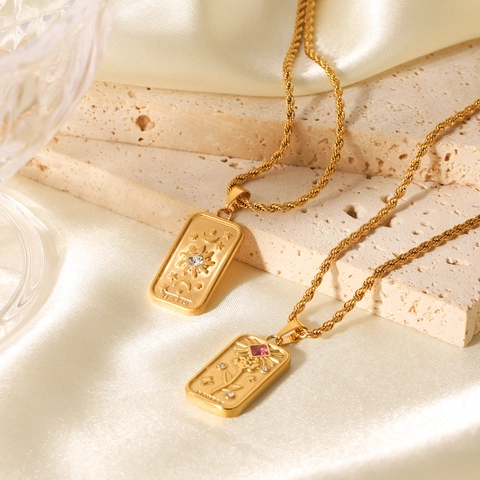 Collana Pendente Carta Dei Tarocchi Acciaio Inossidabile Rilievo Sole Rosa Fiore Zircone Incastonato Gioielli Oro Per Donne