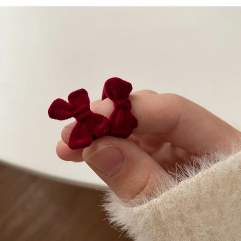 Bague Ouverte Noeud Flocking Rouge Vintage Elegante Velours Alliage Bijoux De Doigt Reglables Femme Style Automne Hiver
