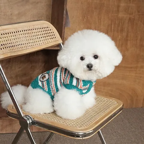 Gestreifter Hundepullover Mit Kapuze Weicher Warmer Elastischer Chenille-Fleece Bären-Patch Haustierkleidung Für Hunde Katzen