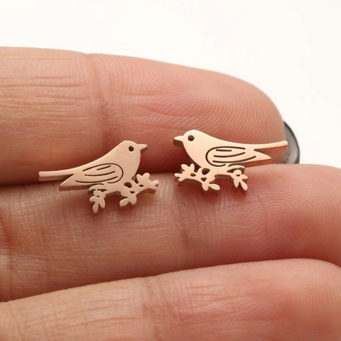 Pendientes de Botón de Animales de Acero Inoxidable para Mujer Minimalista Oro Plata Oro Rosa Negro Gato Abeja Pájaro Ciervo Caballito de Mar Alce Joyería Regalo