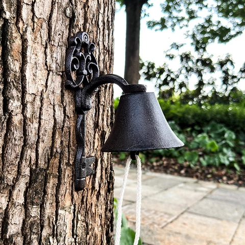 Vintage Cast Iron Doorbell With Key Shaped Bracket Hand Operated Pull Rope Wall Hanging Dinner Bell For Garden Patio Villa