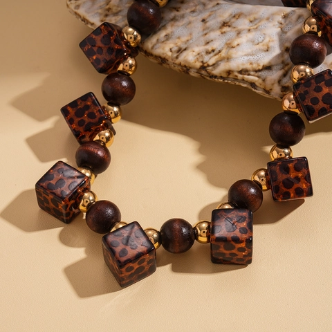 Retro Leopard Print Square Acrylic Bead Necklace With Round Wood Beads Bohemian Maillard Style Jewelry For Women
