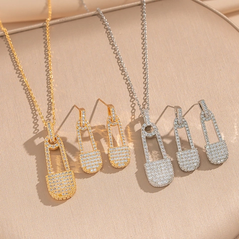Safety Pin Paperclip Necklace And Earrings Jewelry Copper Pavé Cubic Zirconia Trendy Elegant Accessory Women