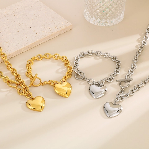 Collar Y Pulsera Con Colgante De Corazón Acero Inoxidable Chapado En Oro 18K Cadena Gruesa Cierre OT Moderno Para Mujer