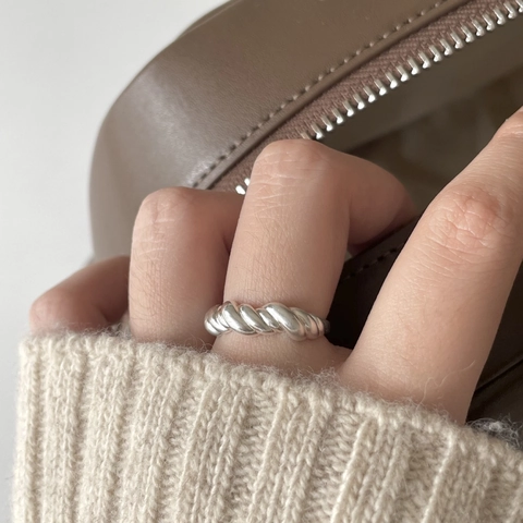 925 Sterling Silber Ring Retro Twist Knoten Design Croissant Form Französischer Stil Schmuck Für Damen