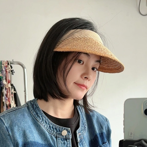 Women Raffia Sun Visor Hat Handmade Woven Straw Visor Wide Brim Adjustable Summer Beach Sun Hat For Outdoor Travel Minimalist Simple Style