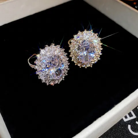 Lussuoso Anello Doppio Halo Con Zirconia Cubica Ovale Rame Placcato Oro Vintage Gioielli Da Dito Regolabili Per Donna