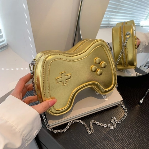 Game Controller Shaped Crossbody Bag Metallic PU Leather Chain Strap Novelty Fun Gamer Purse For Women Girls