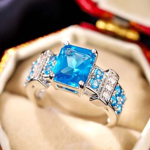 Luxury Square Zircon Ring For Women Copper Emerald Cut Micro Pave Palace Style Elegant Vintage Party Jewelry Accessory