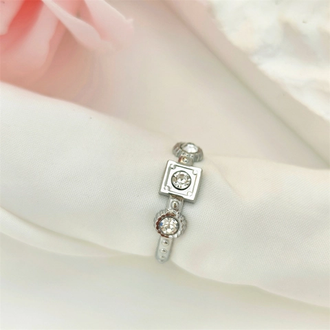 Geometric Stainless Steel Adjustable Ring Retro Rhinestone Inlay Vintage Niche Style High End Jewelry For Women