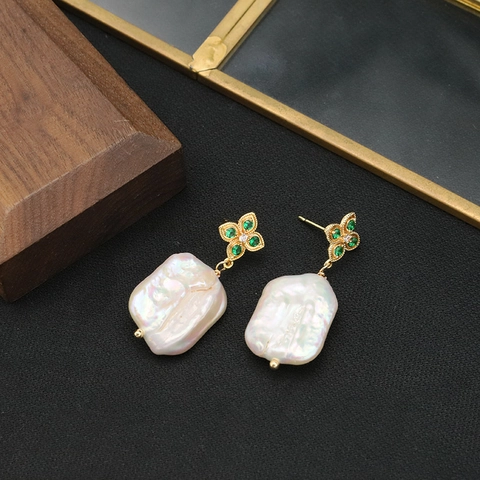 Vintage Baroque Freshwater Pearl Drop Earrings With 925 Sterling Silver Earring Post Emerald Green Clover Rhinestone Jewelry