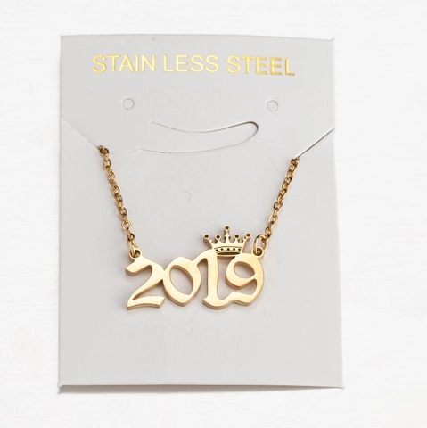 Collar De Año De Nacimiento De Acero Inoxidable Con Colgante De Corona Para Mujeres Niñas Joyería