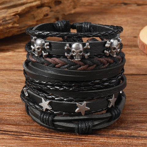 Bracciale in Pelle Intrecciata Multistrato Punk da Uomo Con Ciondoli a Teschio e Stella Cinturino Regolabile Retro Rock