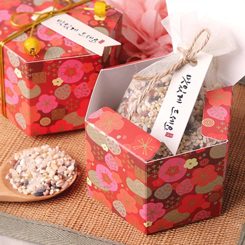 Hexagonal Paper Candy Gift Boxes With Ribbon Handle Floral Pattern Oriental Style For Wedding Party Packaging Elegant