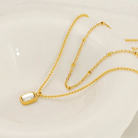 Retro Zwelagige Halskette 18K Vergoldet Edelstahl Rechteckiger Smaragd Zirkon Anhänger Für Damen Eleganter Schmuck
