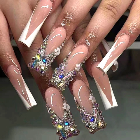 Press On Nails Long Coffin White V French Tips With 3D Flowers And Rhinestones Luxury Elegant False Nails For Women