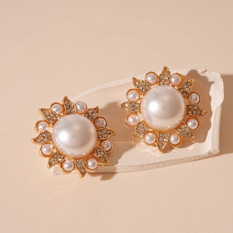 Baroque Retro Sunflower Stud Earrings With Large Imitation Artificial Pearl Rhinestone And Silver Earring Post For Women