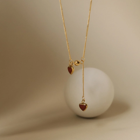 Französischer Stil Edelstahl Herz Anhänger Halskette Für Damen Vergoldet Quaste Rum Rot Emaille Süßer Mode Schmuck