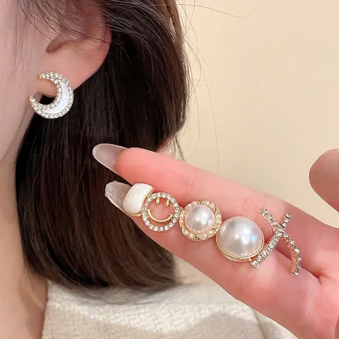 Eleganti Orecchini A Lobo Con Perno In Argento Lega Perla Artificial Sintetica Strass Luna Geometrico Per Donna