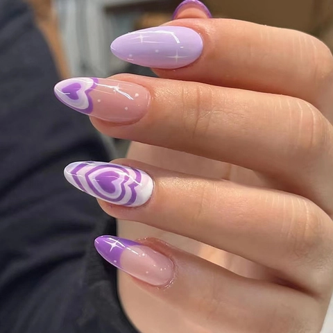 Amandelvormige Paarse Kunstnagels Met Hart En Stermotieven Middellange Franse Stijl Glanzende Afwerking Voor Dames