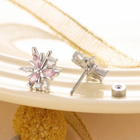 Boucles D'oreilles En Acier Titane Zircon Flocon De Neige Fleur Stud Dos À Vis Bijoux De Piercing Pour Femmes