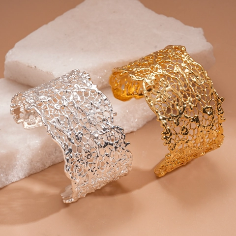 Hollow Lace Copper Cuff Bracelet For Women Irregular Organic Texture Open Bangle High-End Minimalist Chic Jewelry