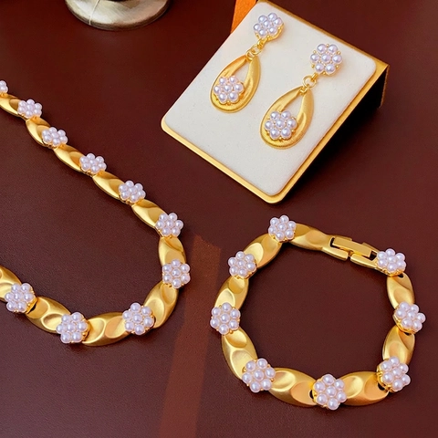 Collana Bracciale Orecchini Fiore Lega Perla Artificiale Perno In Argento Sterling 925 Stile Palazzo Per Donne