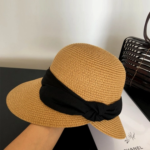 Women Wide Brim Straw Hat Paper Woven Sun Protection Beach Holiday Elegant Hepburn Style With Black Ribbon Bow