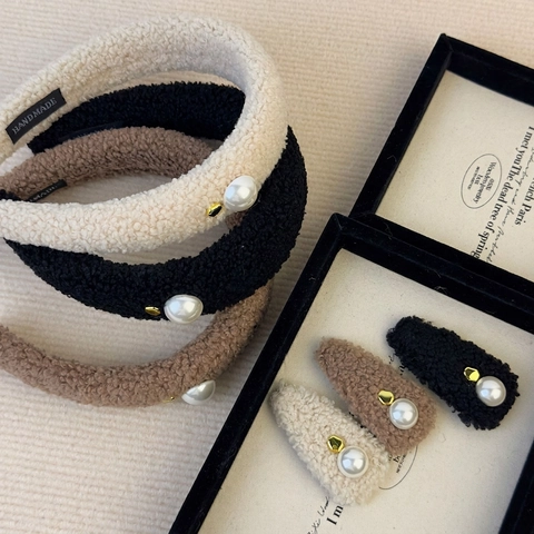 Plush Faux Lamb Wool Hairband Hair Clip With Artificial Pearl Heart Metal Decor Winter Autumn Korean Style For Women