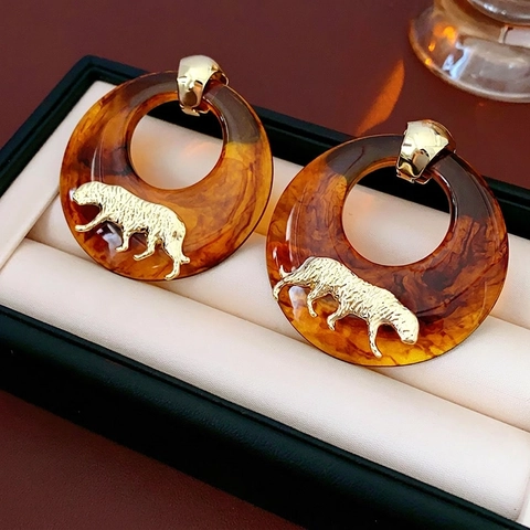 Orecchini A Cerchio In Resina Ambrata Con Ciondoli A Leopardo In Oro E Perno In Argento Gioielli Vintage Per Donna