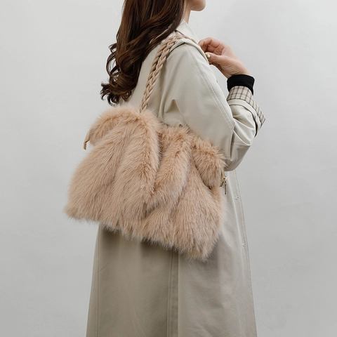 Faux Fur Tote Bag Plush Shoulder Handbag With Braided Handle And Metal Chain Strap Large Capacity Winter Fashion Women