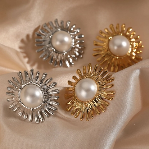 Orecchini A Lobo Con Künstliche Perle Girasole In Acciaio Inossidabile Stile Vintage Francese Placcato Oro PVD Impermeabile Gioielli Eleganti