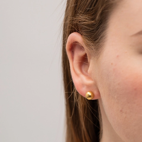 Pendientes de Botón Minimalistas de Acero Inoxidable con Esfera Dorada Joyería de Diseño Geométrico para Mujer Accesorios