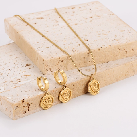 Collana Con Ciondolo Tondo Fiore Di Rosa Vintage E Orecchini Gioielli In Acciaio Inossidabile 304 Placcato Oro 18K