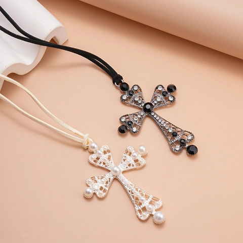 Collana Pendente Croce Lega Filigrana Perla Artificial Sintetica Strass Lungo Cordino Pelle Barocco Gotico Gioielli Donne
