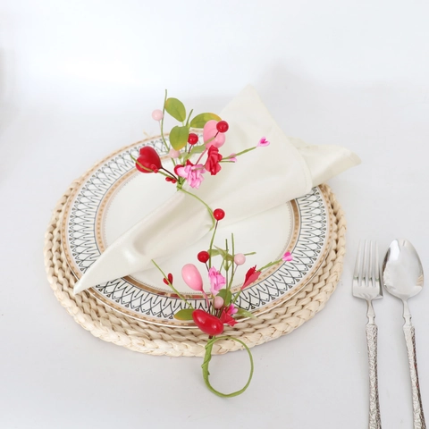 Valentin Tag Serviettenring Herz Beere Künstliche Blume Tischdeko Für Hochzeit Romantische Party Dinner Handgefertigt
