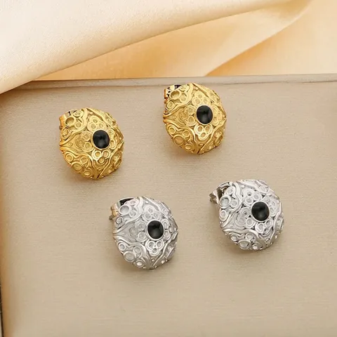 Stainless Steel Round Stud Earrings With Black Center Stone Vintage French Relief Pattern 18K Gold Plated For Women