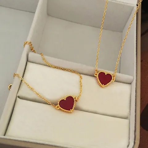 Conjunto de Joyas de Corazón de Resina Roja de Cobre Chapado en Oro Estilo Coreano para Mujer Elegante Collar Pulsera